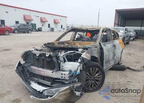 2022 Toyota Highlander Platinum z USA, uszkodzony, nr VIN 5TDFZRBH7NS190553